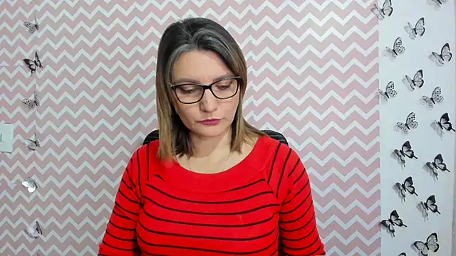 Snapshot of Amie_Adams82_ chatting on 02/22/25, 08:31 Amie Adams82 online show from 02/22/25, 08:31