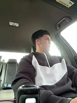 Esauhot online show from 02/14/25, 06:40