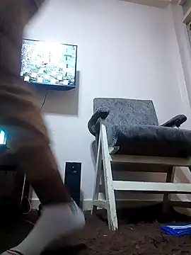 pretty-eyes23 online show from 02/02/25, 04:54