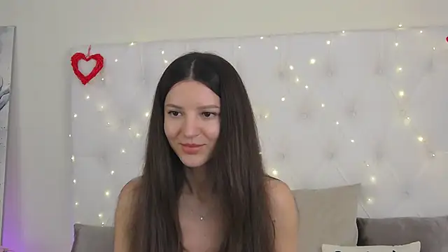 --Daniella- online show from 12/03/25, 08:00