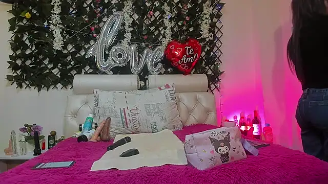 any mour online show from 03/08/25, 05:22