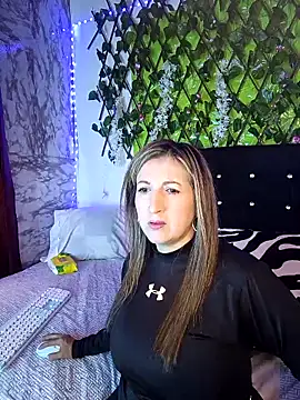 any mour online show from 11/23/25, 06:41