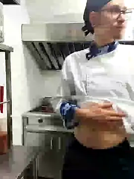 Snapshot of MrShaggy chatting on 01/07/25, 10:52 MrShaggy online show from 01/07/25, 10:52