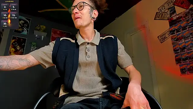 Snapshot of MrShaggy chatting on 02/28/26, 04:35 MrShaggy online show from 02/28/26, 04:35