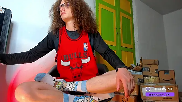 Snapshot of MrShaggy chatting on 04/29/26, 03:54 MrShaggy online show from 04/29/26, 03:54