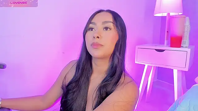 Snapshot of Cameliaa_Smiith chatting on 12/03/25, 03:14 Cameliaa Smiith online show from 12/03/25, 03:14