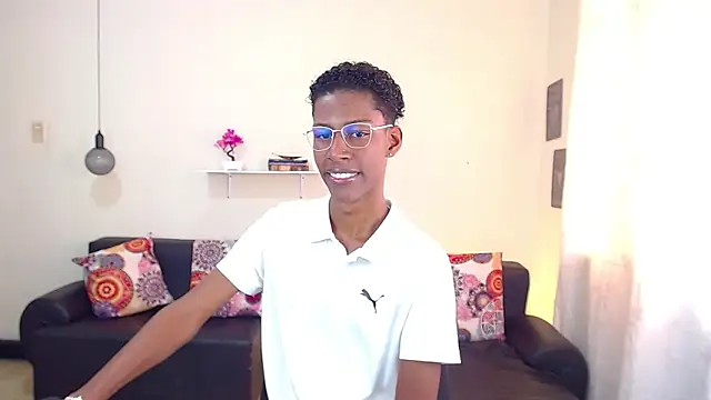 maiki18  online show from 01/14/25, 01:49