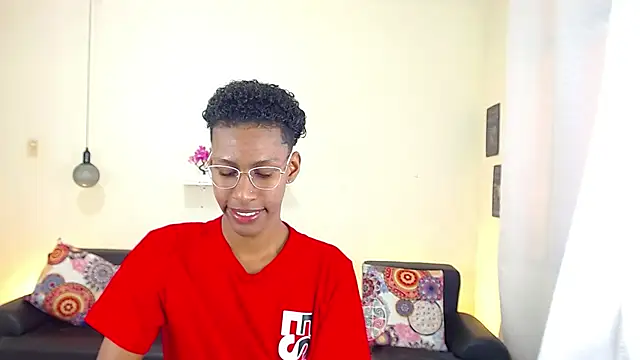 maiki18  online show from 02/21/25, 01:55