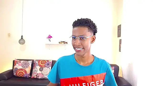 maiki18  online show from 02/24/25, 01:53