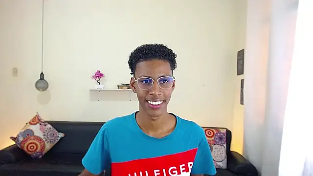 maiki18  online show from 02/28/25, 08:07