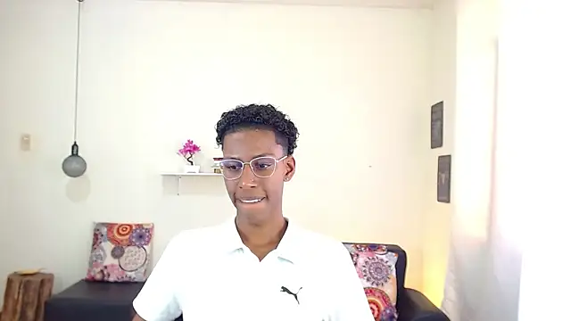 maiki18  online show from 03/10/25, 07:50