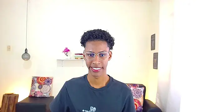 maiki18  online show from 03/12/25, 01:51