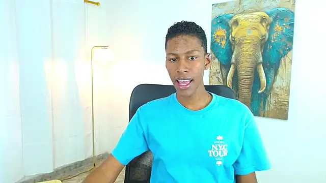 maiki18  online show from 09/24/25, 08:34