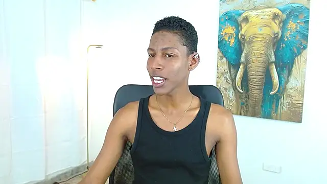 maiki18  online show from 10/02/25, 08:49