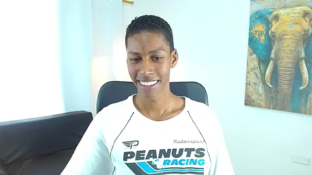 maiki18  online show from 02/02/26, 09:02