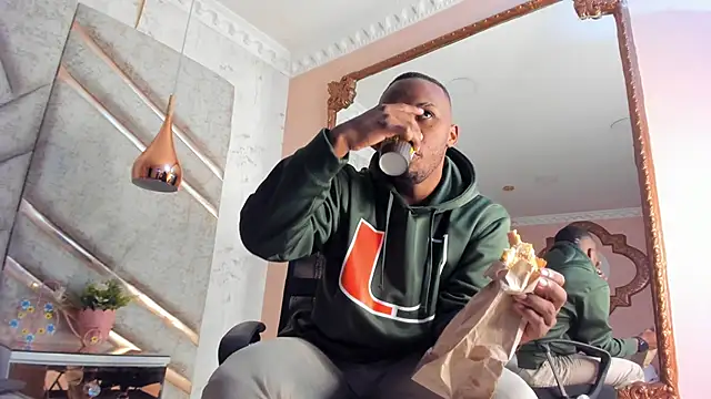 JamesParck online show from 01/24/25, 12:20