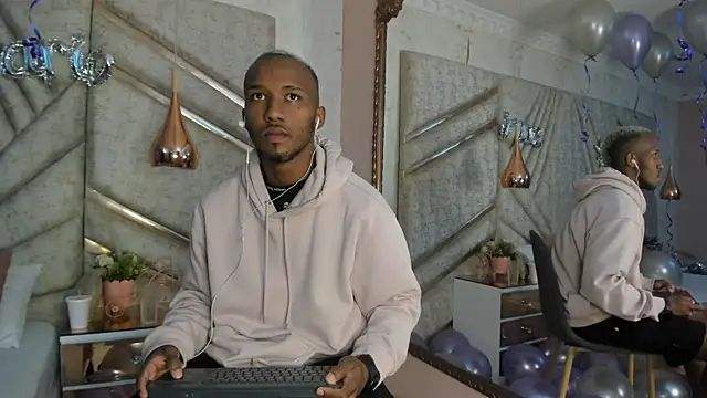 JamesParck online show from 02/17/25, 12:16