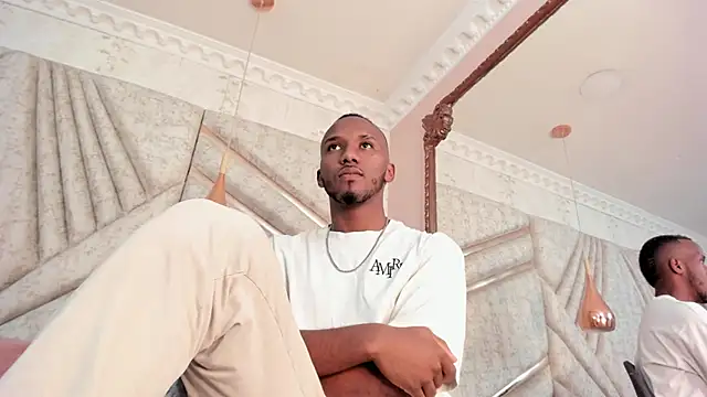 JamesParck online show from 03/22/25, 06:25