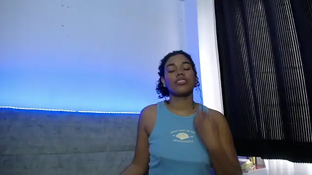 Snapshot of Dena_k_ chatting on 11/29/25, 07:50 Dena k online show from 11/29/25, 07:50