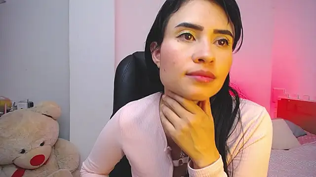 keelly richaardson1 online show from 02/19/25, 04:23