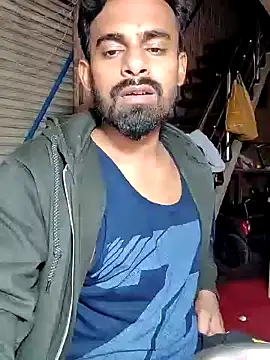 Snapshot of rayhan085 chatting on 01/26/25, 05:13 rayhan085 online show from 01/26/25, 05:13