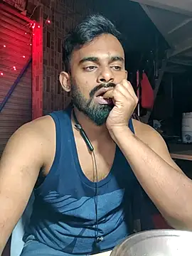 Snapshot of rayhan085 chatting on 02/15/25, 06:01 rayhan085 online show from 02/15/25, 06:01