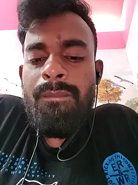 Snapshot of rayhan085 chatting on 02/22/25, 04:29 rayhan085 online show from 02/22/25, 04:29