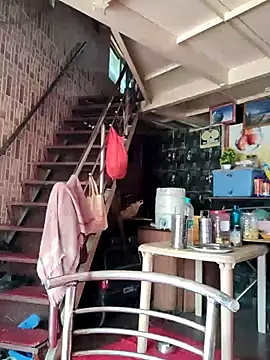 Snapshot of rayhan085 chatting on 03/03/25, 07:21 rayhan085 online show from 03/03/25, 07:21