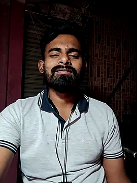 Snapshot of rayhan085 chatting on 03/03/25, 05:50 rayhan085 online show from 03/03/25, 05:50