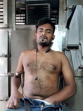 Snapshot of rayhan085 chatting on 03/10/25, 10:37 rayhan085 online show from 03/10/25, 10:37