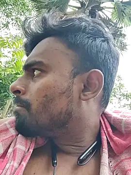 Snapshot of rayhan085 chatting on 03/22/25, 08:40 rayhan085 online show from 03/22/25, 08:40