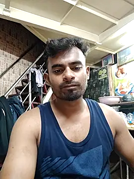 Snapshot of rayhan085 chatting on 09/20/25, 09:49 rayhan085 online show from 09/20/25, 09:49