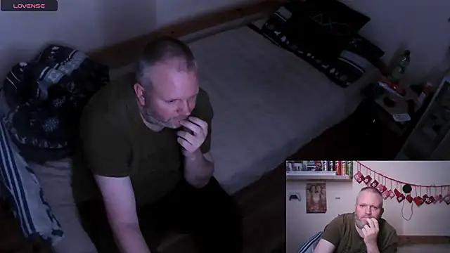 ShyBoy1982 online show from 03/23/25, 02:04