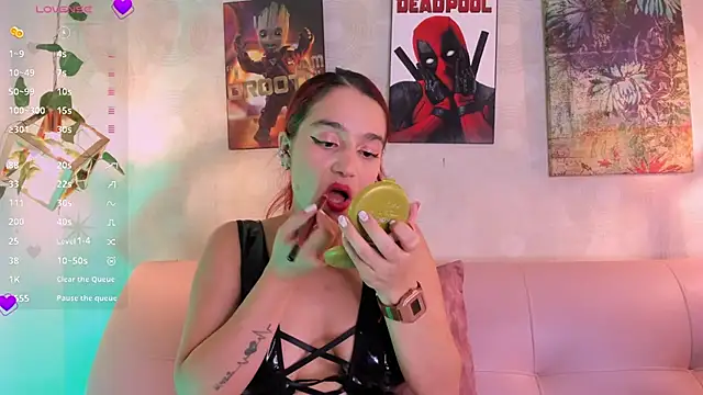 Ari Baker online show from 01/08/25, 01:42