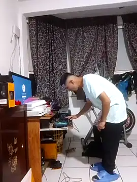 jperezofficial1 online show from 11/12/25, 03:51