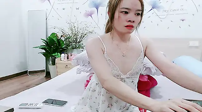 Snapshot of HC_jun chatting on 12/25/24, 03:08 HC jun online show from 12/25/24, 03:08