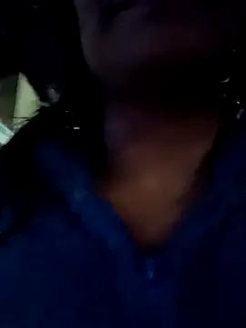 Snapshot of Leslly_ chatting on 01/04/25, 09:32 Leslly  online show from 01/04/25, 09:32