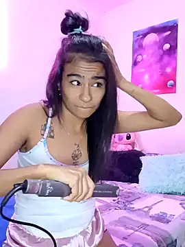 Snapshot of Leslly_ chatting on 01/12/25, 12:28 Leslly  online show from 01/12/25, 12:28