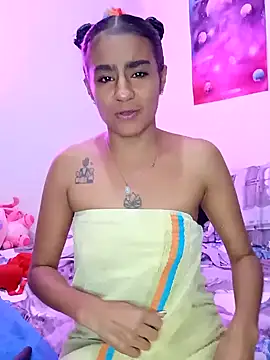 Snapshot of Leslly_ chatting on 02/15/25, 09:48 Leslly  online show from 02/15/25, 09:48