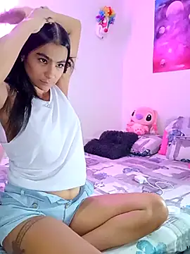 Snapshot of Leslly_ chatting on 03/01/25, 03:21 Leslly  online show from 03/01/25, 03:21