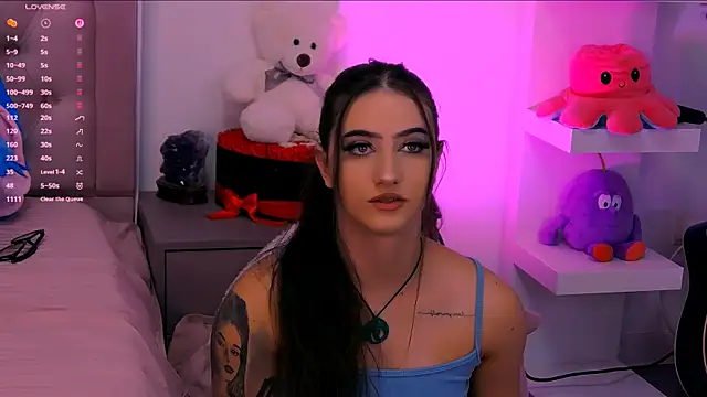 Snapshot of LaylaBrown chatting on 09/19/25, 07:47 LaylaBrown online show from 09/19/25, 07:47