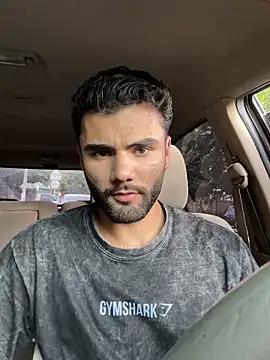 Snapshot of Derek_w chatting on 03/19/26, 09:08 Derek w online show from 03/19/26, 09:08