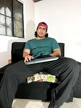 willian m777 online show from 10/11/25, 04:22