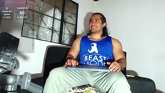 willian m777 online show from 01/11/26, 02:27