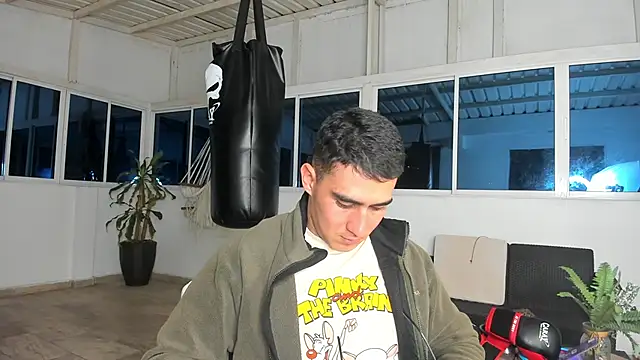 owengray2n online show from 12/08/24, 03:10