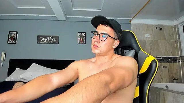 owengray2n online show from 01/08/25, 01:21