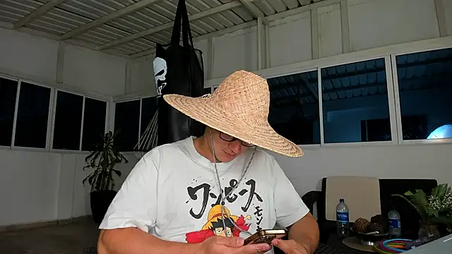 owengray2n online show from 01/25/25, 02:04