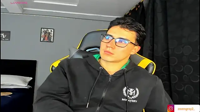 owengray2n online show from 10/09/25, 01:58