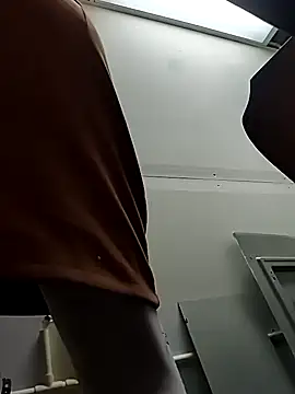 Snapshot of Takemeouttothedungen chatting on 03/11/26, 10:27 Takemeouttothedungen online show from 03/11/26, 10:27