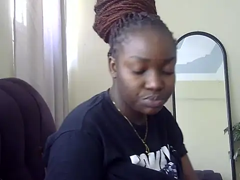 Sexy racy rebel  online show from 02/15/26, 08:35